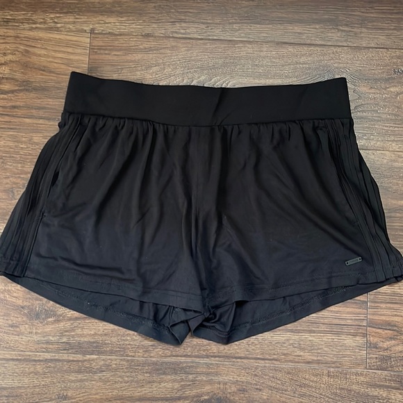 (mpg sport) enchanted short - Picture 1 of 4